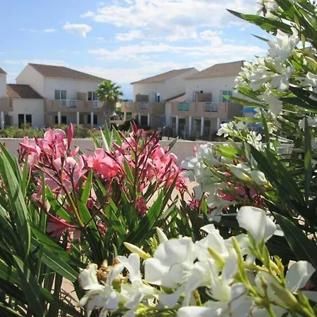 3 étoiles - Piscine - Ccaiibh