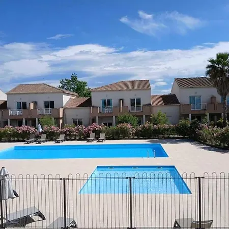 3 Etoiles - Piscine - Ccaiibh Apartment *