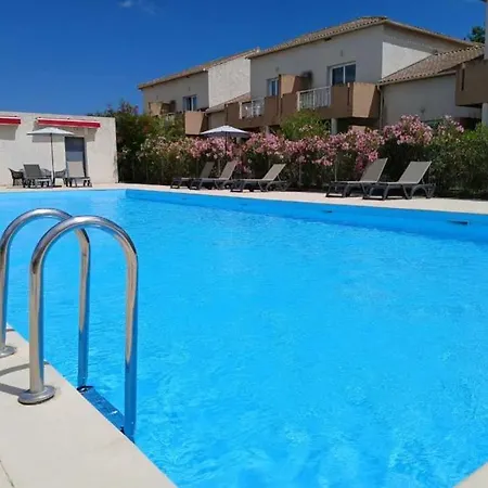 3 Etoiles - Piscine - Ccaiibh Apartment *