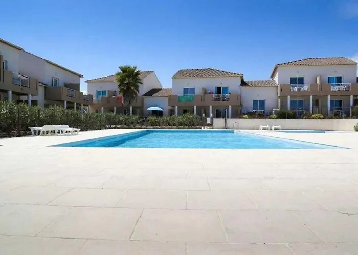 Camping 3 Etoiles - Piscine - Ccaiibh