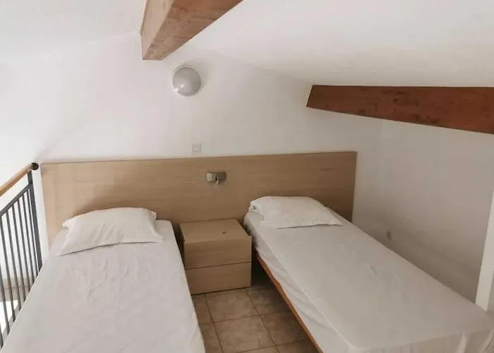 3 Etoiles - Piscine - Ccaiibh