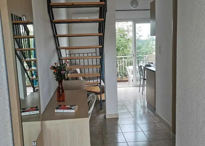 Camping 3 Etoiles - Piscine - Ccaiibh