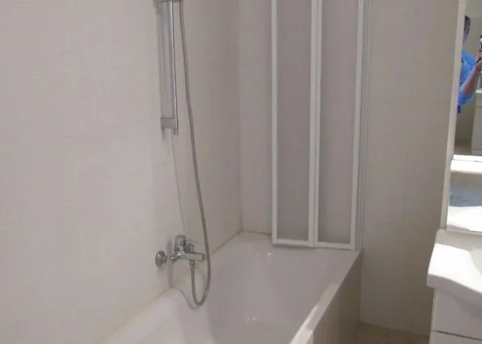 Camping 3 Etoiles - Piscine - Ccaiibh *